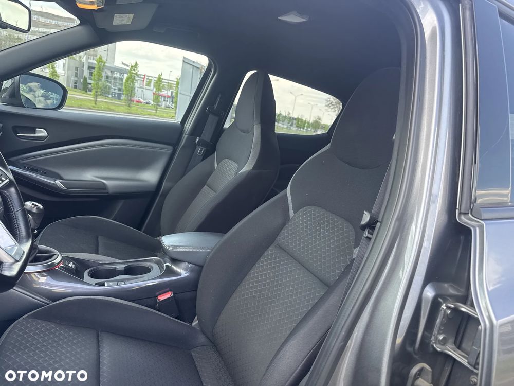 Nissan Juke 1.0 DIG-T N-Connecta - 21