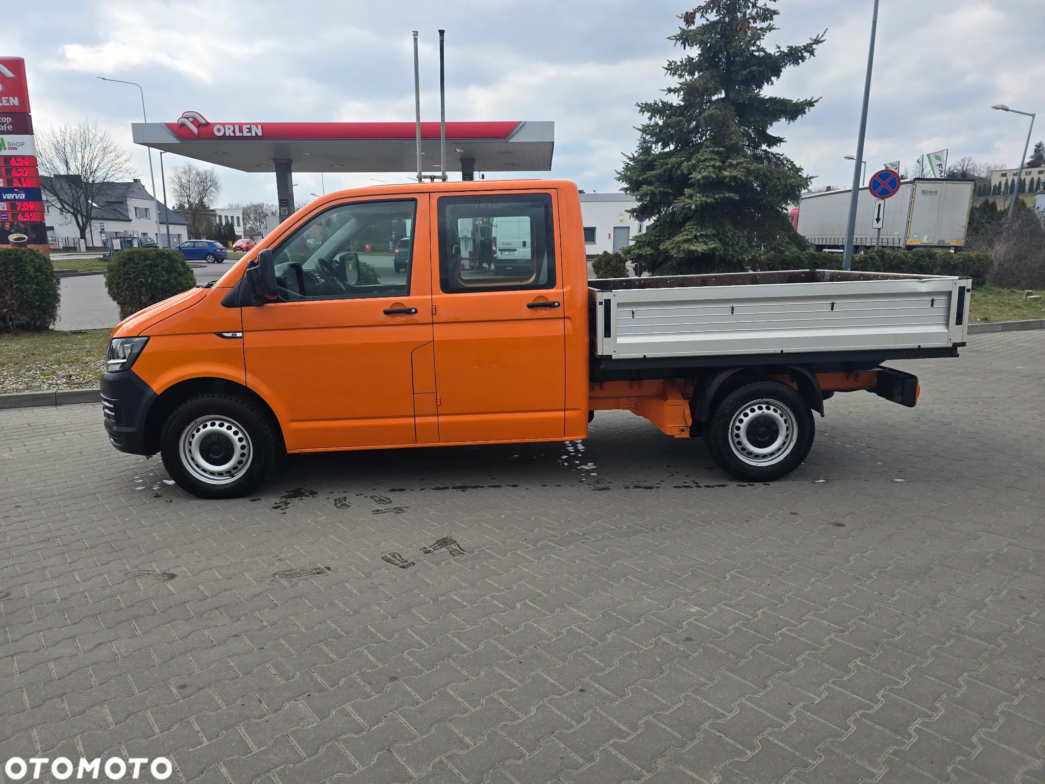 Volkswagen Transporter - 11