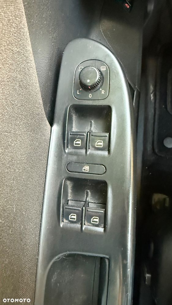 Volkswagen Passat 2.0 TDI DPF Comfortline - 9