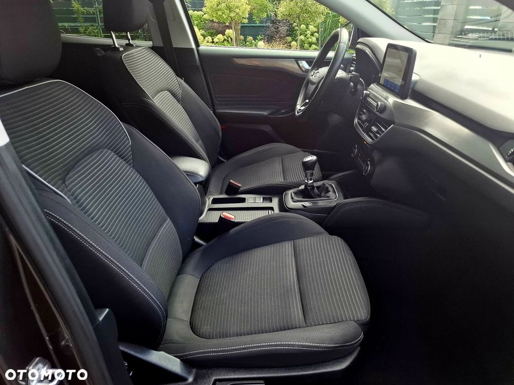Ford Focus 1.5 EcoBlue STart-Stopp-System TITANIUM X - 21