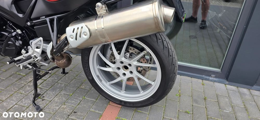 BMW F - 39