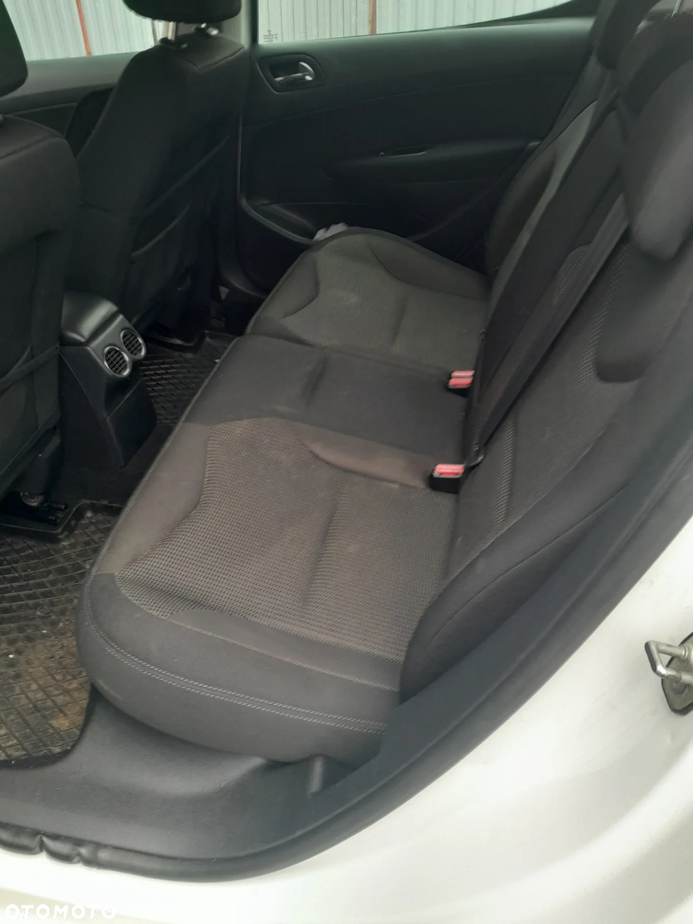 Peugeot 308 - 8