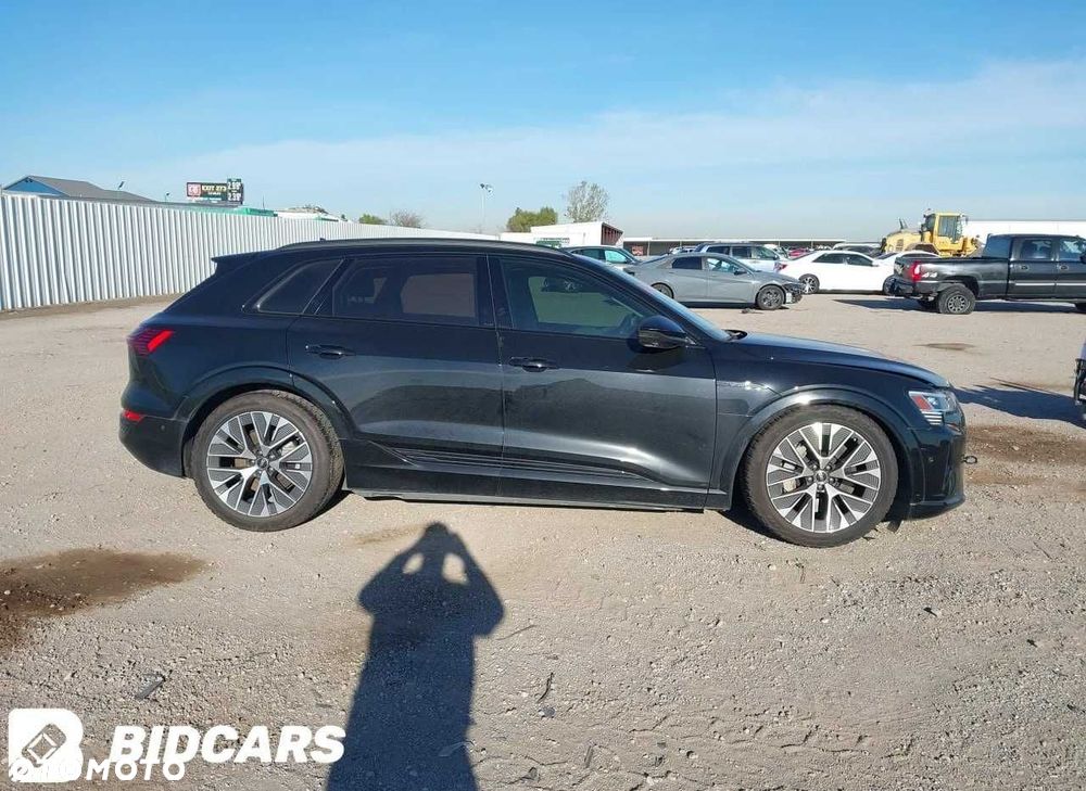 Audi Q8 e-tron Premium Plus Quattro AWD z 2024 roku (wersja USA) – części samochodowe. - 7
