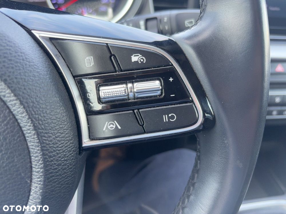 Kia Ceed 1.5 T-GDI M - 17