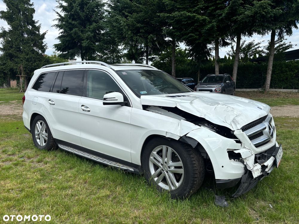 Mercedes-Benz GL 500 4-Matic - 27