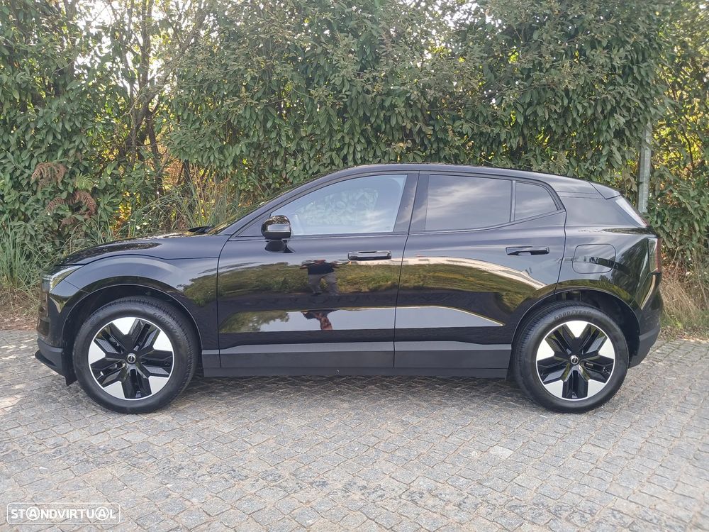 Volvo EX30 Single Motor Extended Range RWD Core - 3