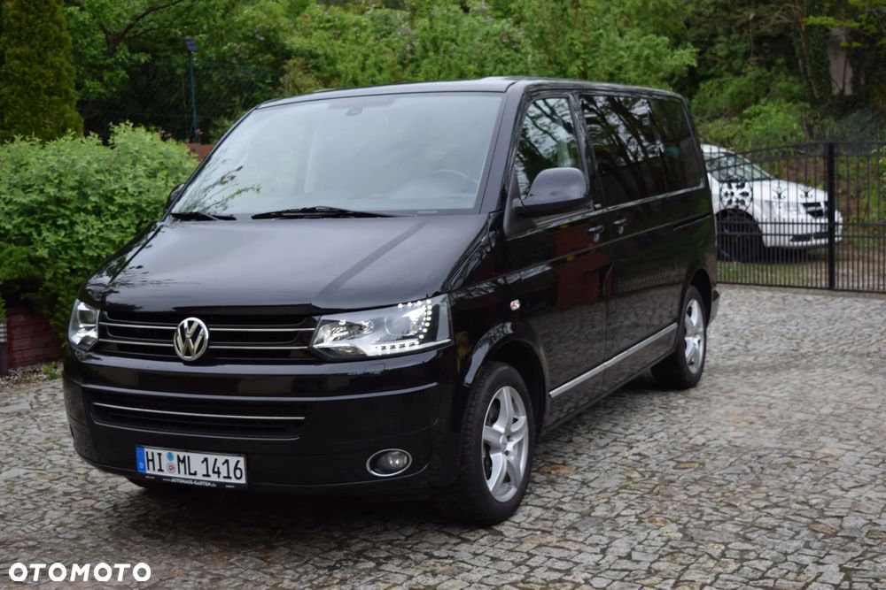 Volkswagen Multivan - 2