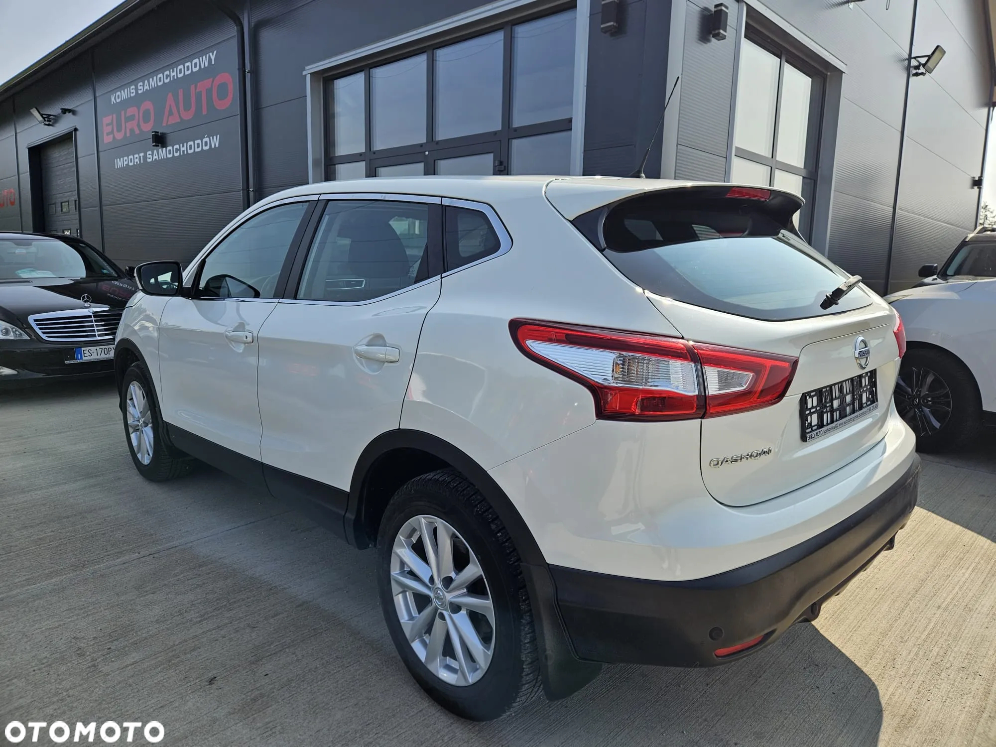 Nissan Qashqai 1.5 dCi Tekna - 6