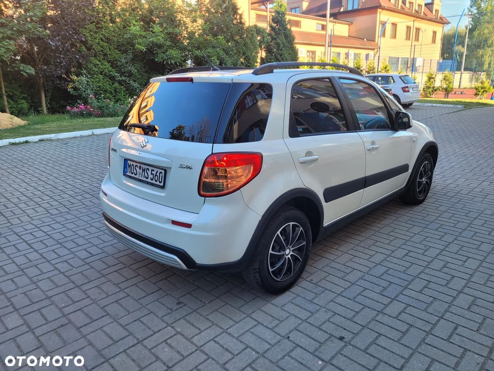 Suzuki SX4 1.6 GS / Premium - 5