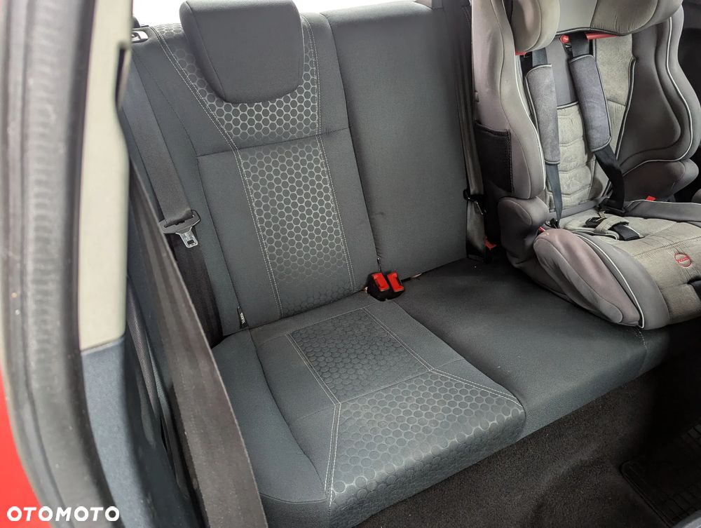 Ford Fiesta 1.25 Ghia EU5 - 14