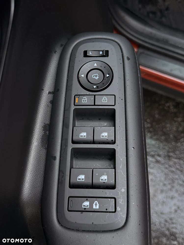 Hyundai Santa Fe 1.6 T-GDI HEV Calligraphy 4WD 6os - 25
