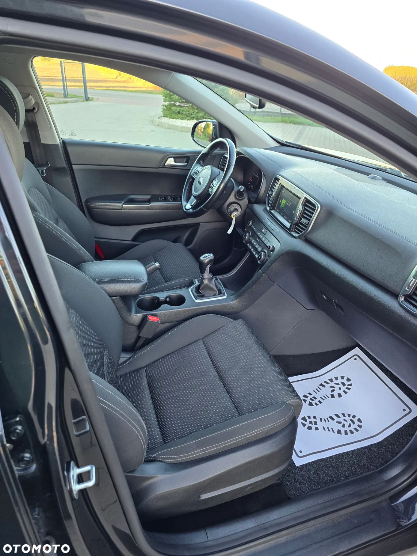 Kia Sportage 1.7 CRDI Business Line 2WD - 24