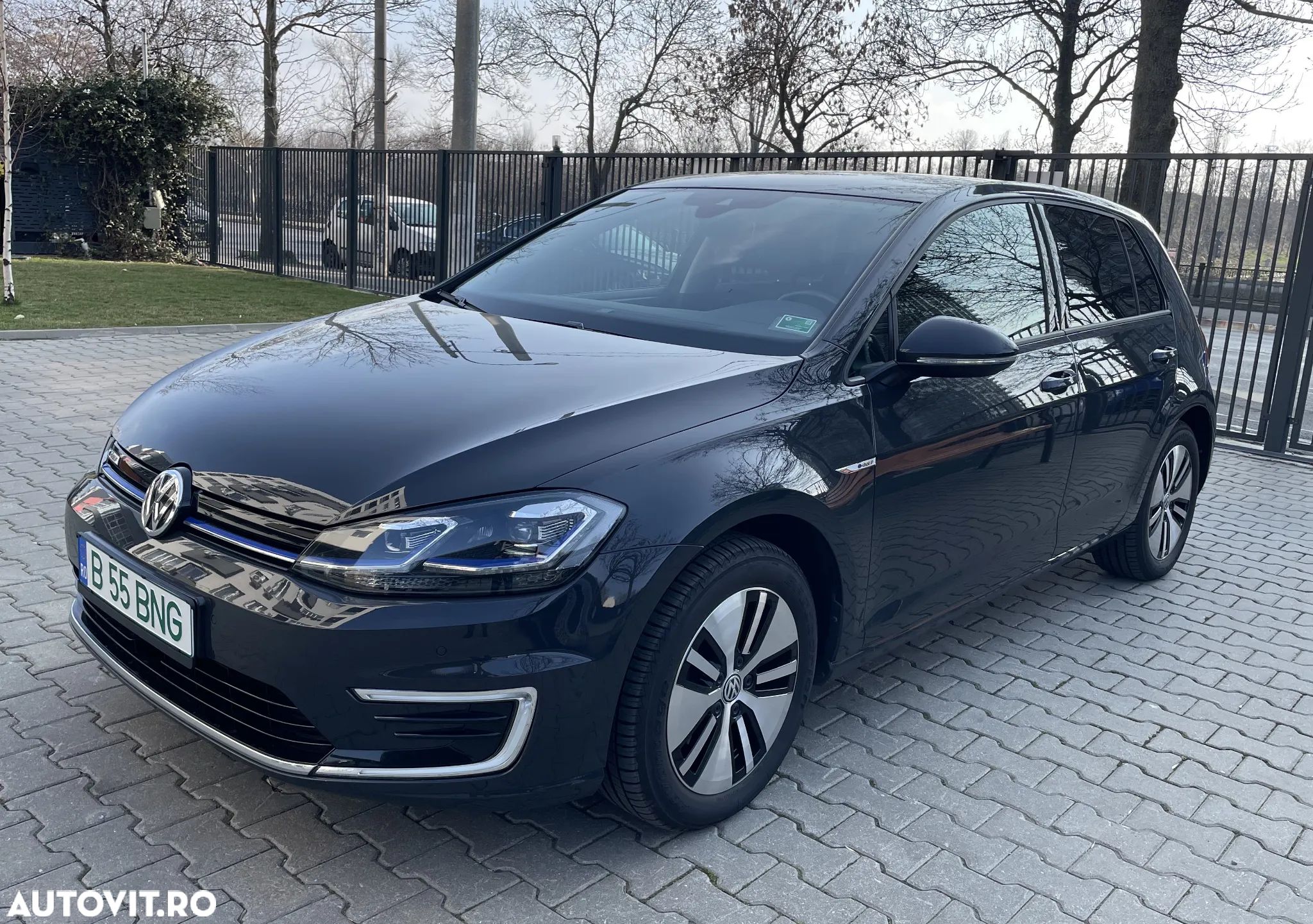 Volkswagen e-Golf - 1