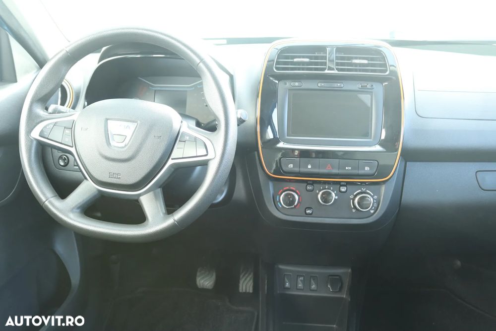 Dacia Spring Comfort Plus - 12