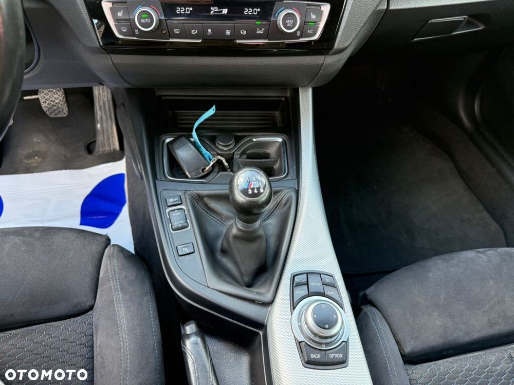 BMW Seria 2 218d M Sport - 11