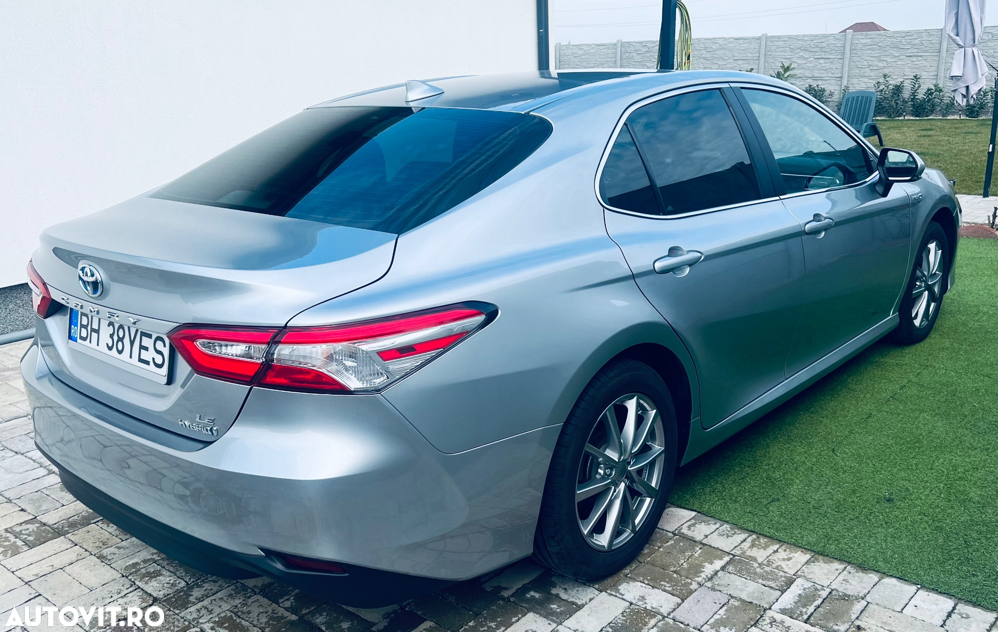 Toyota Camry Executive - 5