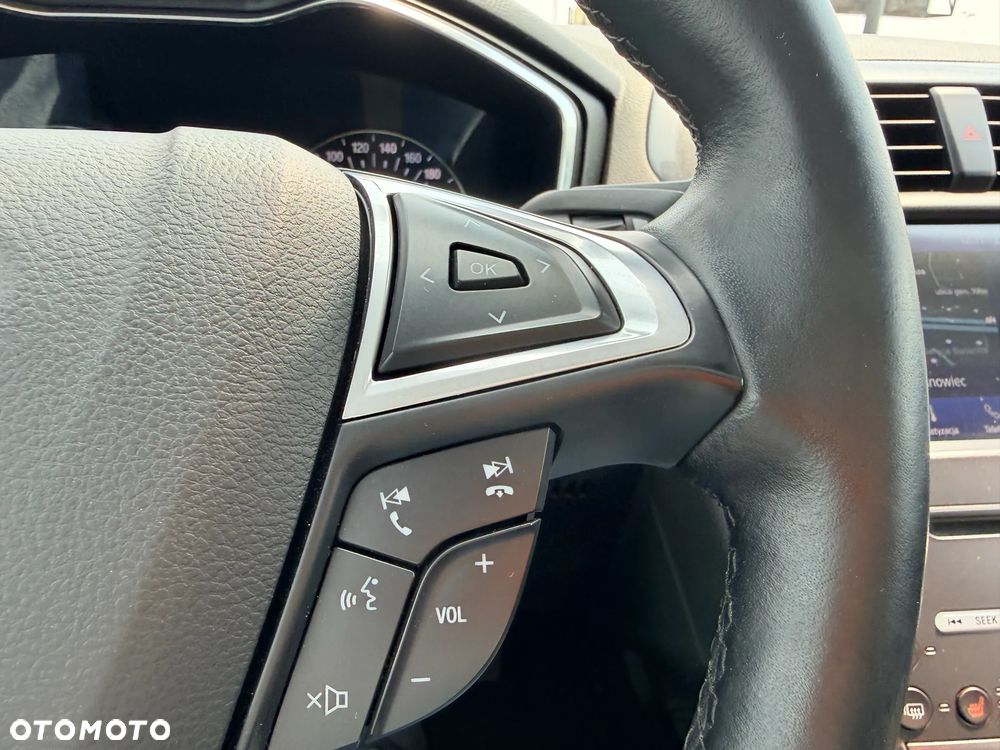 Ford Mondeo 2.0 EcoBlue Titanium - 23