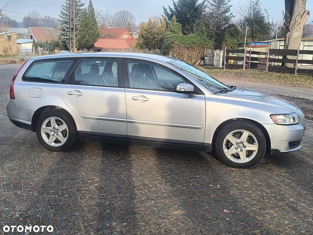 Volvo V50 - 4