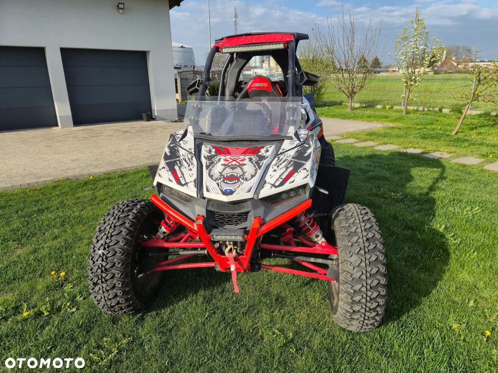 Polaris RZR - 6