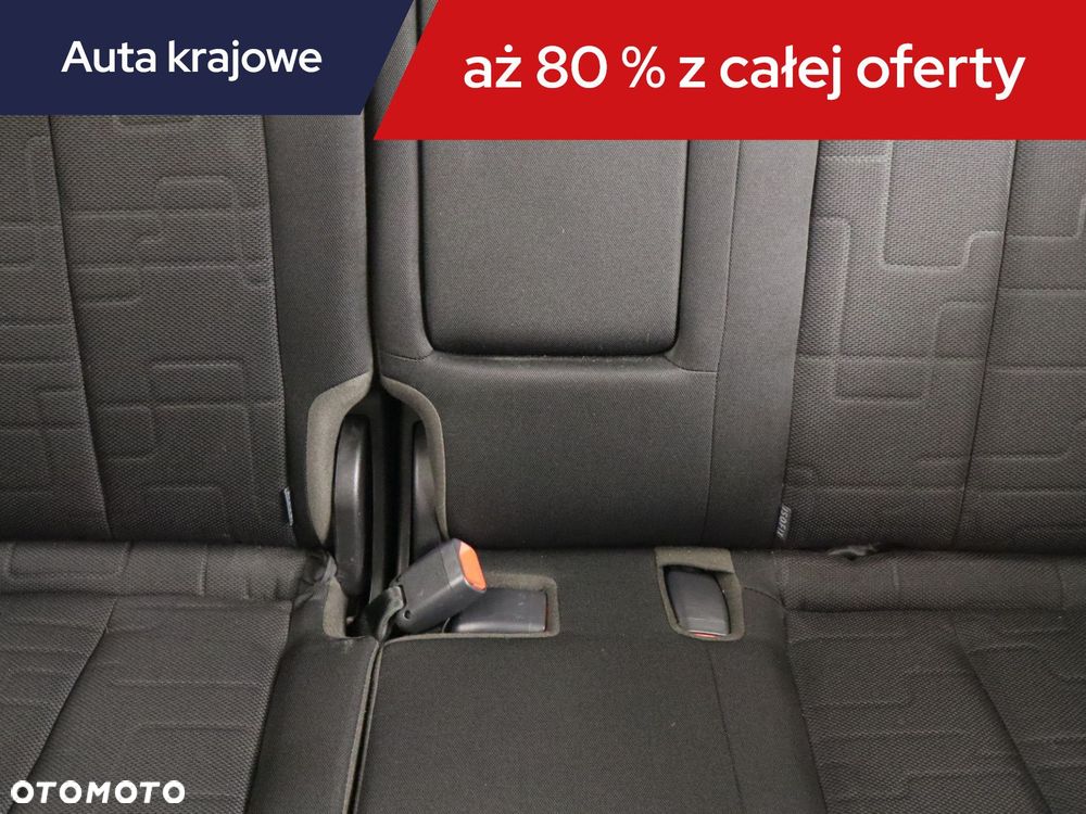 Kia Venga - 12