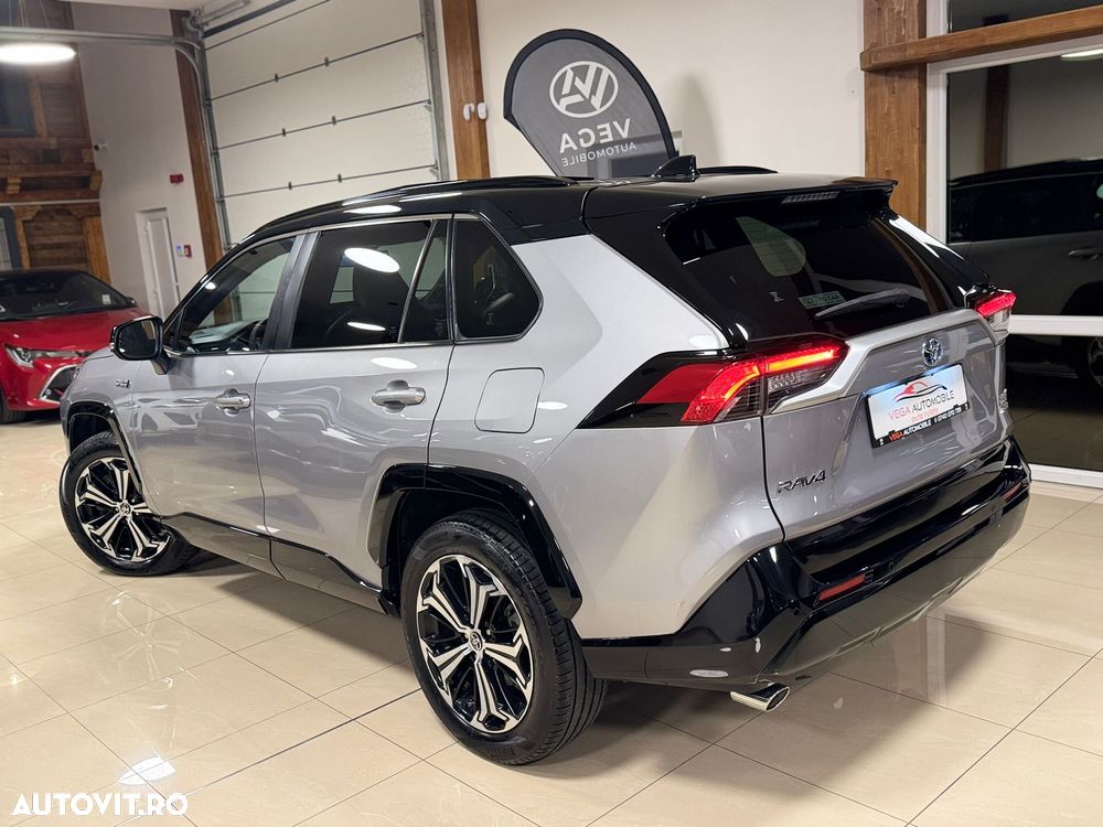 Toyota RAV4 Style - 5