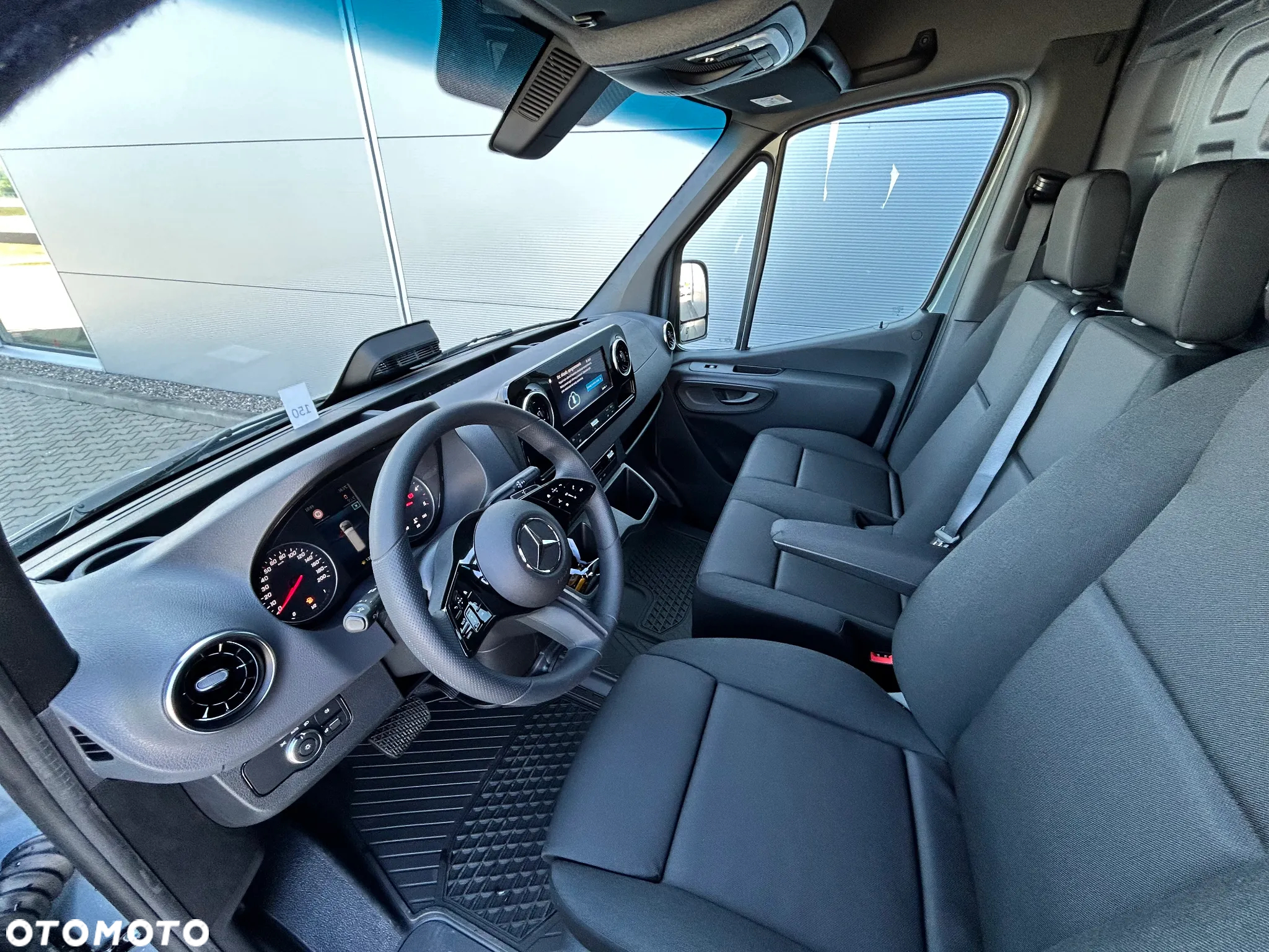 Mercedes-Benz SPRINTER 319 CDI FURGON EKSTRA DŁUGI - 21