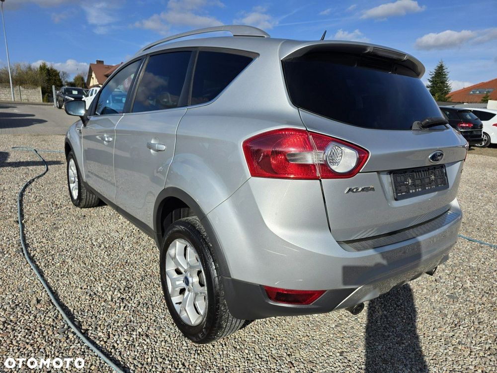 Ford Kuga 2.0 TDCi Titanium - 2