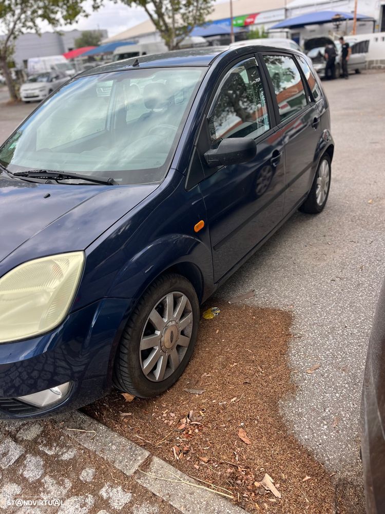 Ford Fiesta - 2