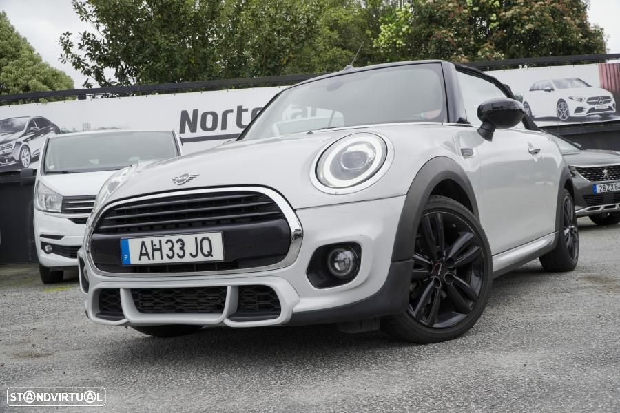 MINI Cabrio Cooper Premium Extra JCW Auto - 4