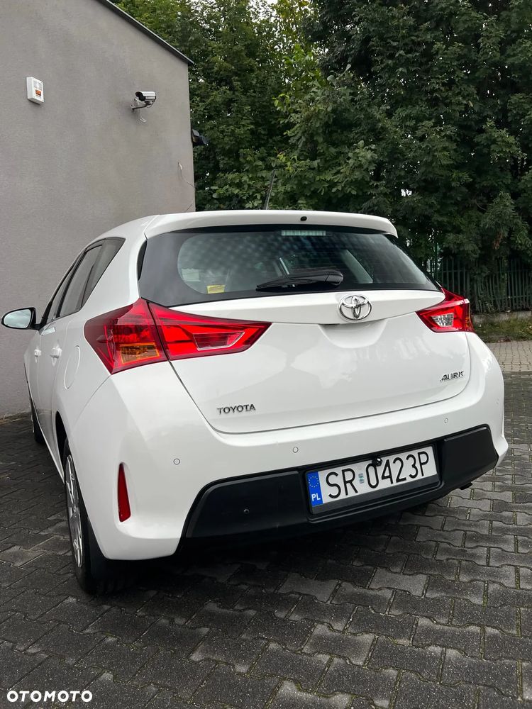 Toyota Auris 1.4 D-4D Active - 16
