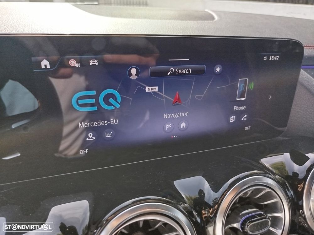 Mercedes-Benz EQA 250+ AMG Line - 15