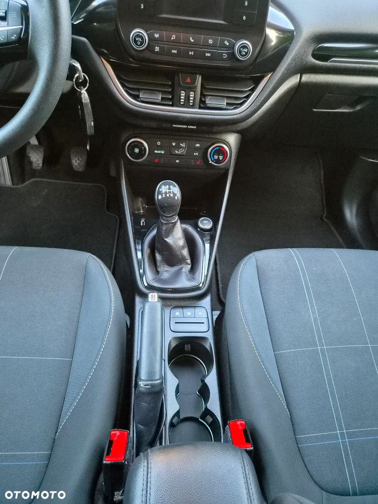 Ford Fiesta - 37