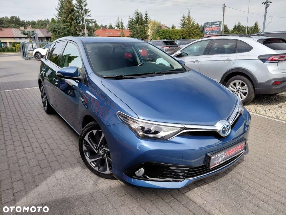 Toyota Auris - 4