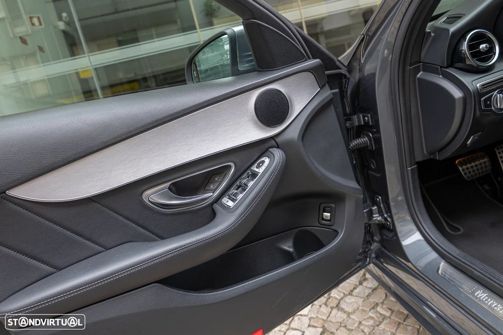 Mercedes-Benz C 300 de AMG Line - 6