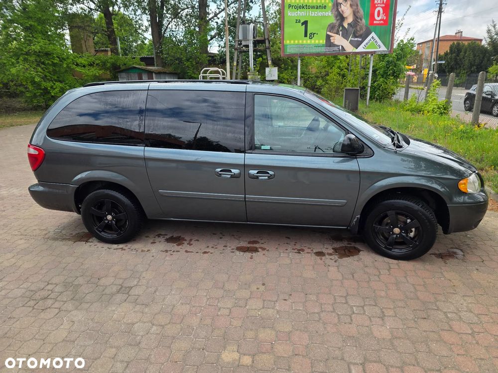 Chrysler Grand Voyager - 4