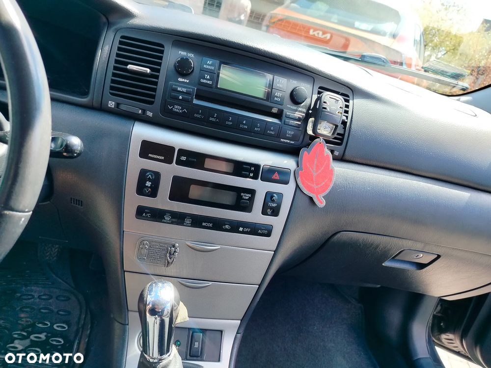 Toyota Corolla 1.4 D-4D Sol - 7