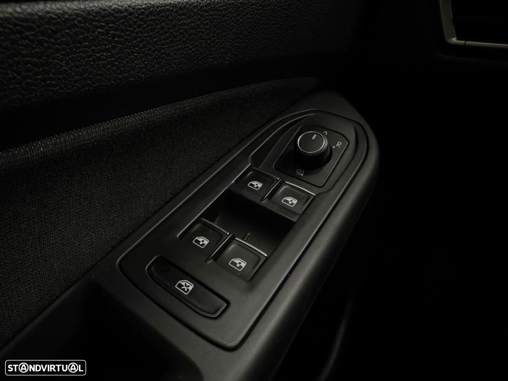 VW Golf 1.0 TSI Sportline - 26