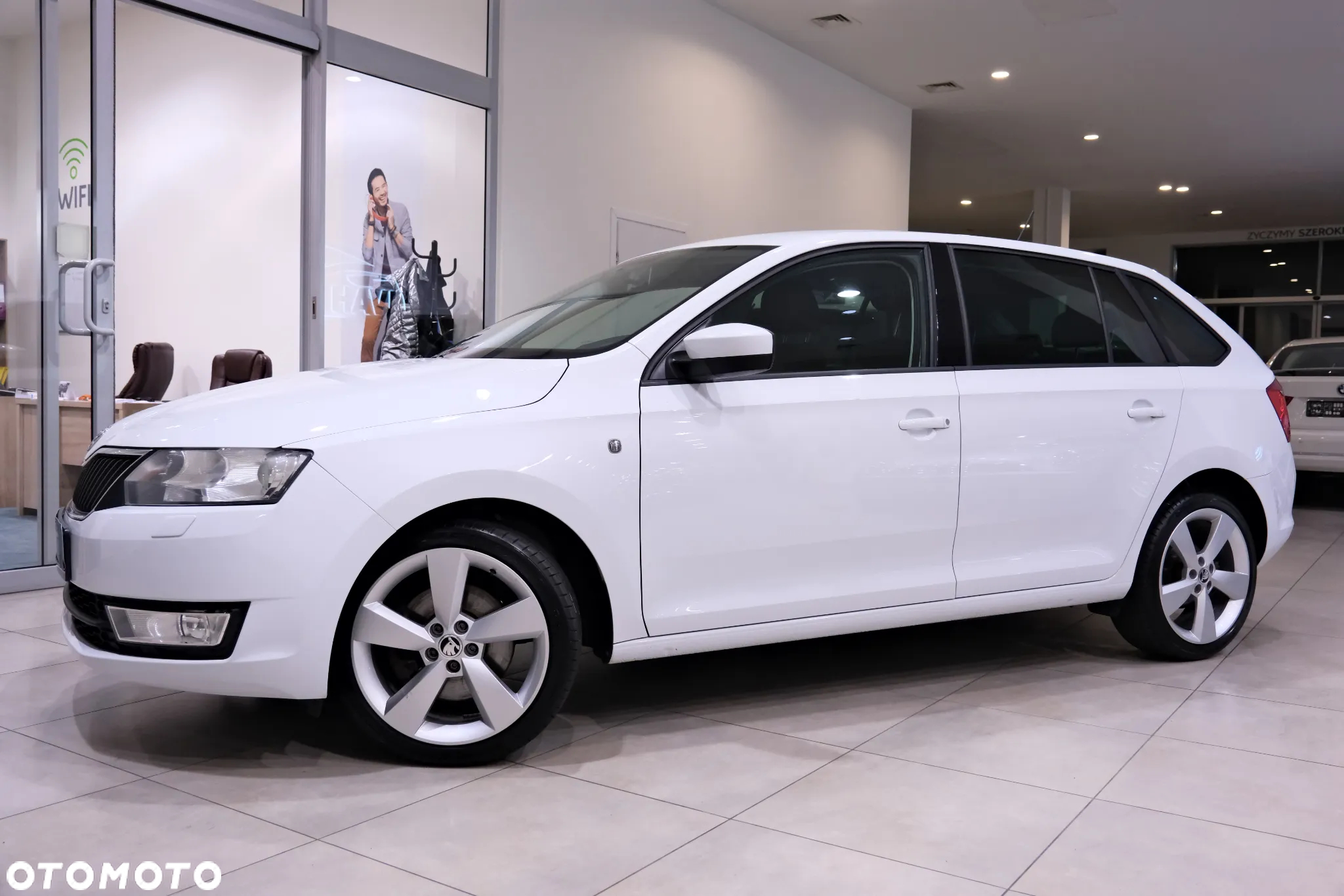 Skoda RAPID 1.2 TSI Active - 23