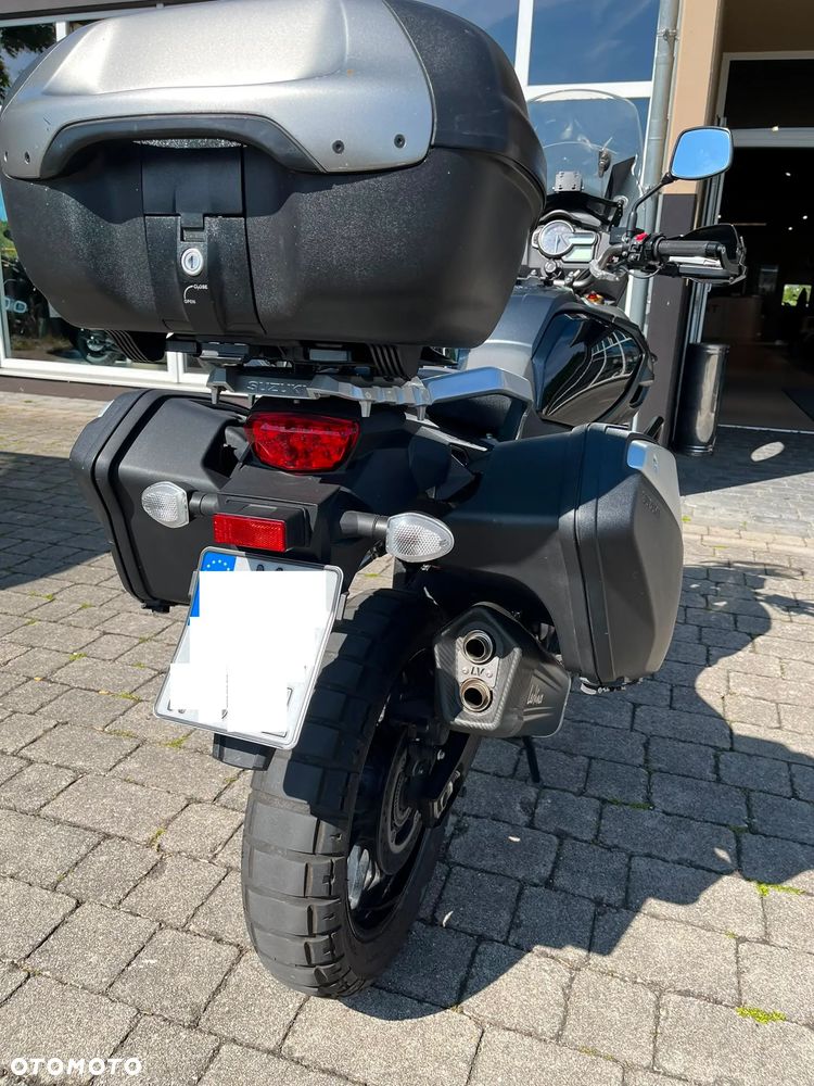 Suzuki V-STROM - 4
