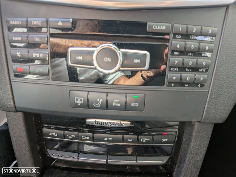 Mercedes-Benz E 250 CDI Avantgarde BE Auto. - 13
