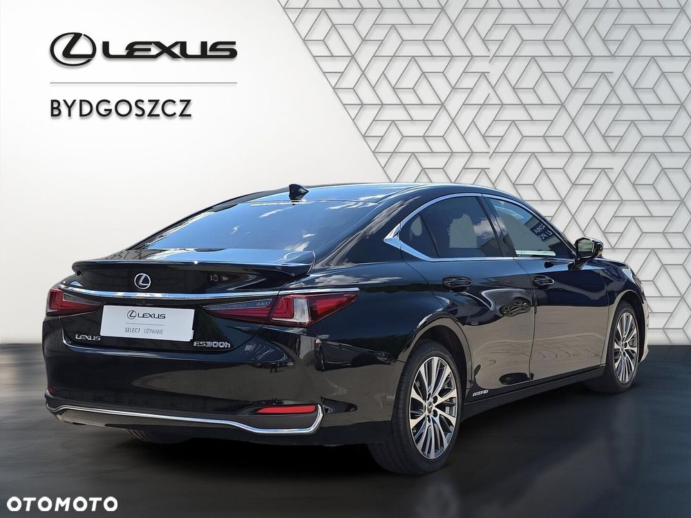 Lexus ES - 6