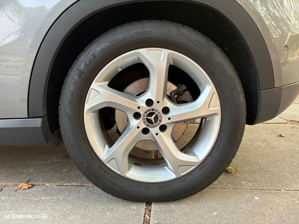 Mercedes-Benz GLA 250 4Matic 7G-DCT Style - 52