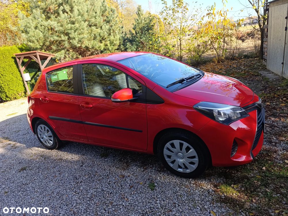 Toyota Yaris 2015 photo 4