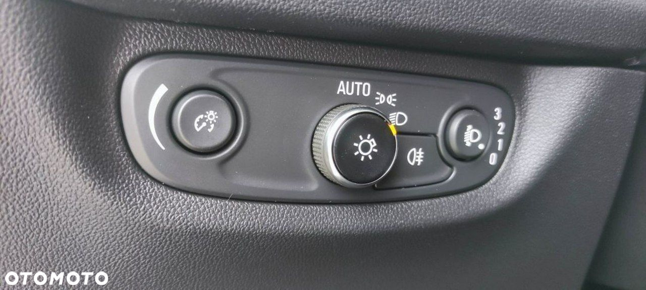 Opel Insignia - 14