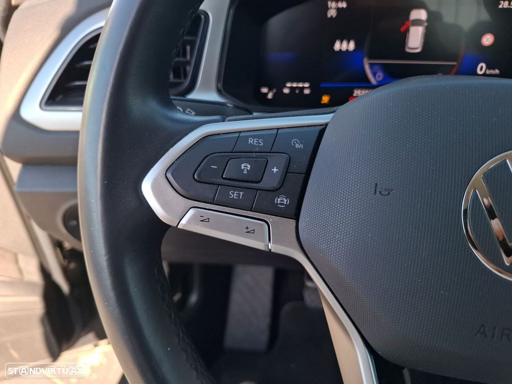 VW T-Roc 1.0 TSI Urban - 16