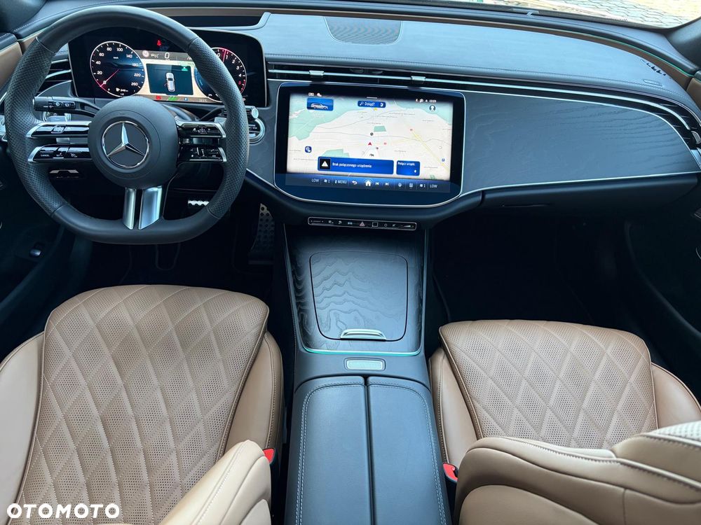 Mercedes-Benz Klasa E 300 de PHEV 4-Matic AMG 9G-Tronic - 19