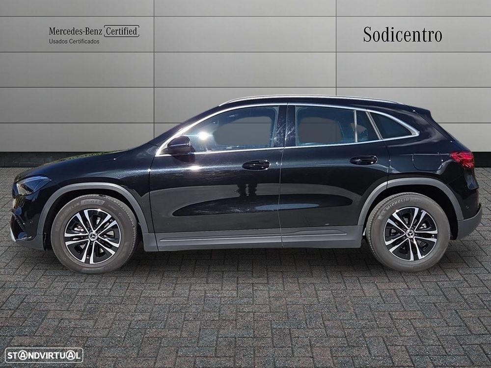 Mercedes-Benz GLA 180 d - 10