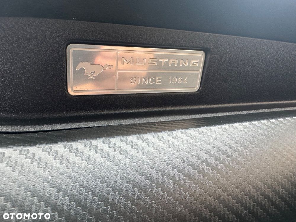 Ford Mustang 3.7 V6 Premium - 9