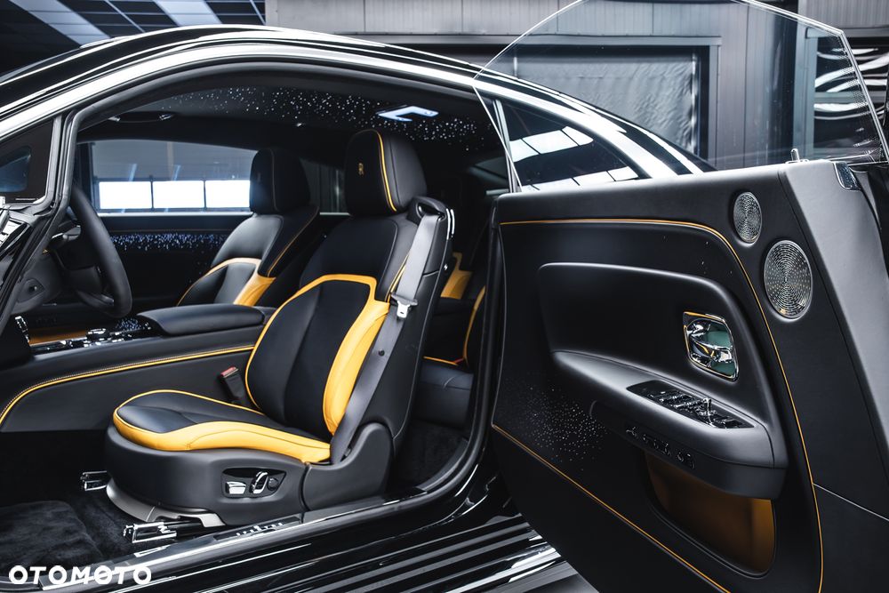 Rolls-Royce Spectre - 9