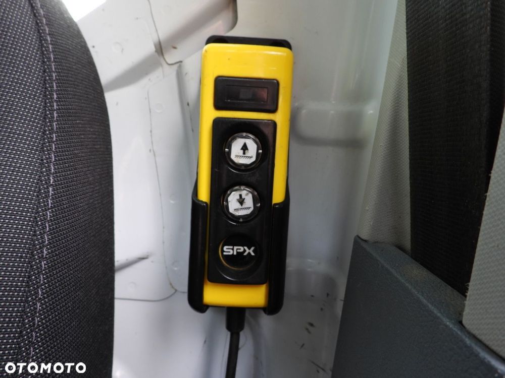 Ford TRANSIT WYWROTKA BLIŹNIACZE KOŁA  155KM - 31